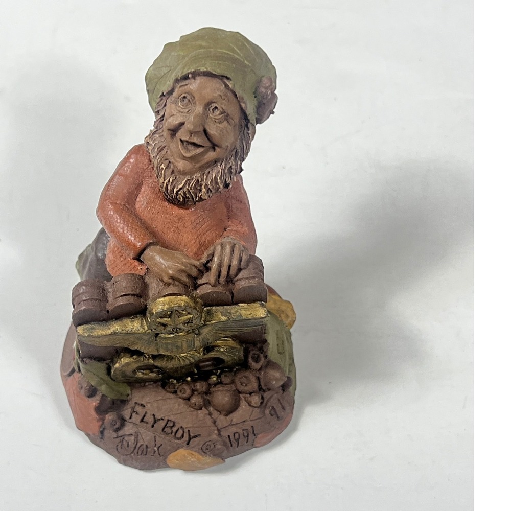 Vintage Cairn‎ Studio "Flyboy" Gnome Figurine 1991 w/Certificate of Authenticity